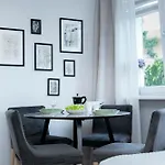 Bagno 7 Grey - Stacja Metra 300m - Underground Station 300m Better Apartment *